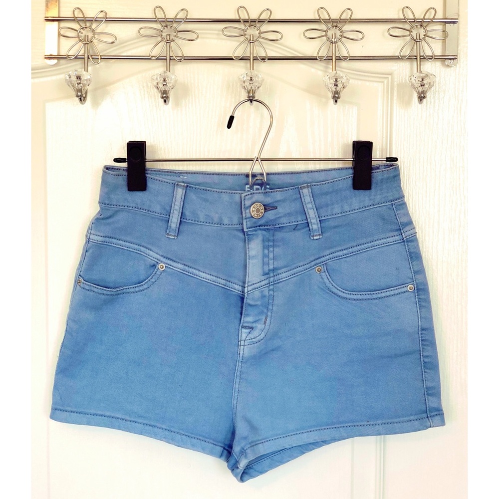 UO 🔹 Super High Rise Denim Shorts